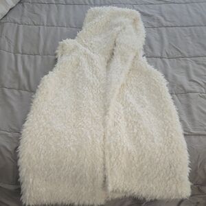 Cozy Cream Fuzzy Hooded Vest With Pockets XL